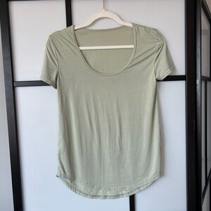 [L] Rip Zone Light Pastel Sage Green Scoop Neck Short Sleeve Tee Shirt Women’s